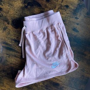 Nikes women’s shorts salmon pink color